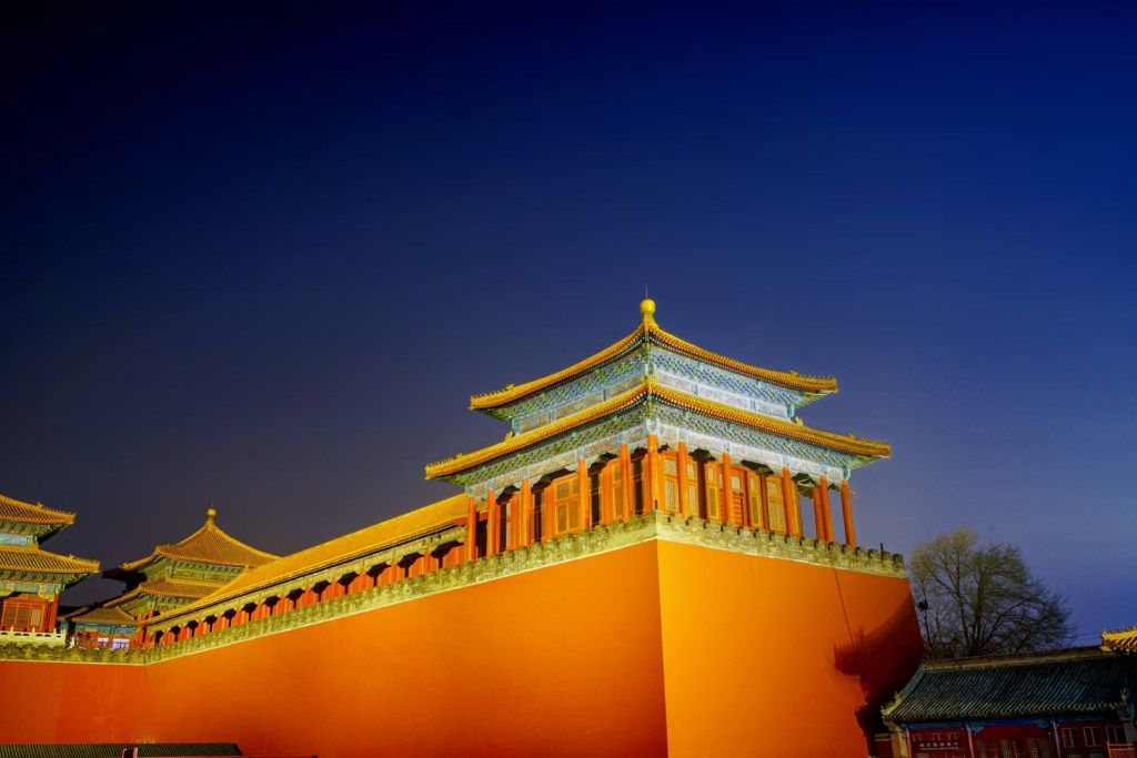 Monarchs or the Pope Are Not Role Models for&nbsp;China