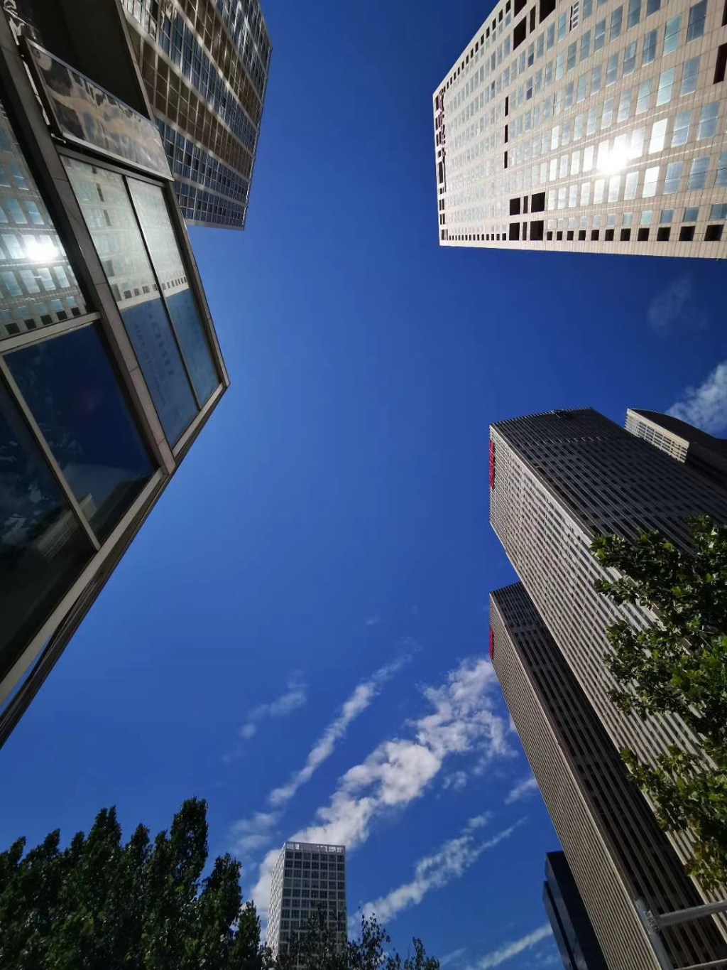 Online Brokerage of Mezzanine Capital for Real Estate&nbsp;Projects